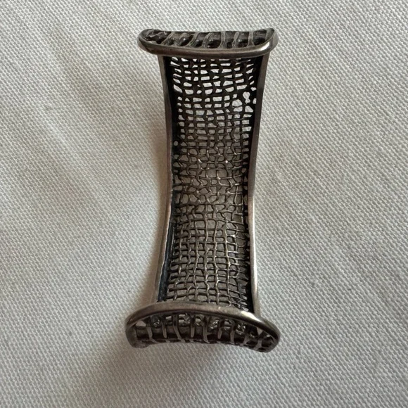 Retired Silpada Sterling Woven Cuff Bracelet - Picture 9 of 16